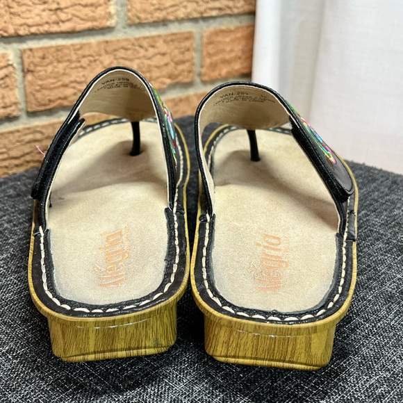Alegria Vanessa thong sandals in the Chrysalis Black - 38 /8-8.5 - Picture 5 of 9